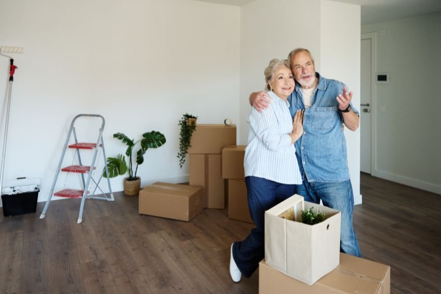 elder couple downsizing in El Paso